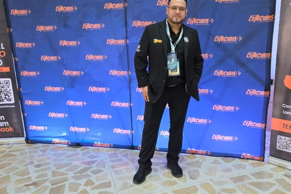 Israel Correa: un visionario que impulsa la música latina