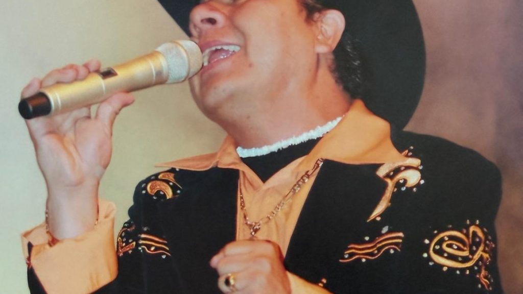 HOMENAJE AL LEGADO ETERNO DE SERGIO GÓMEZ